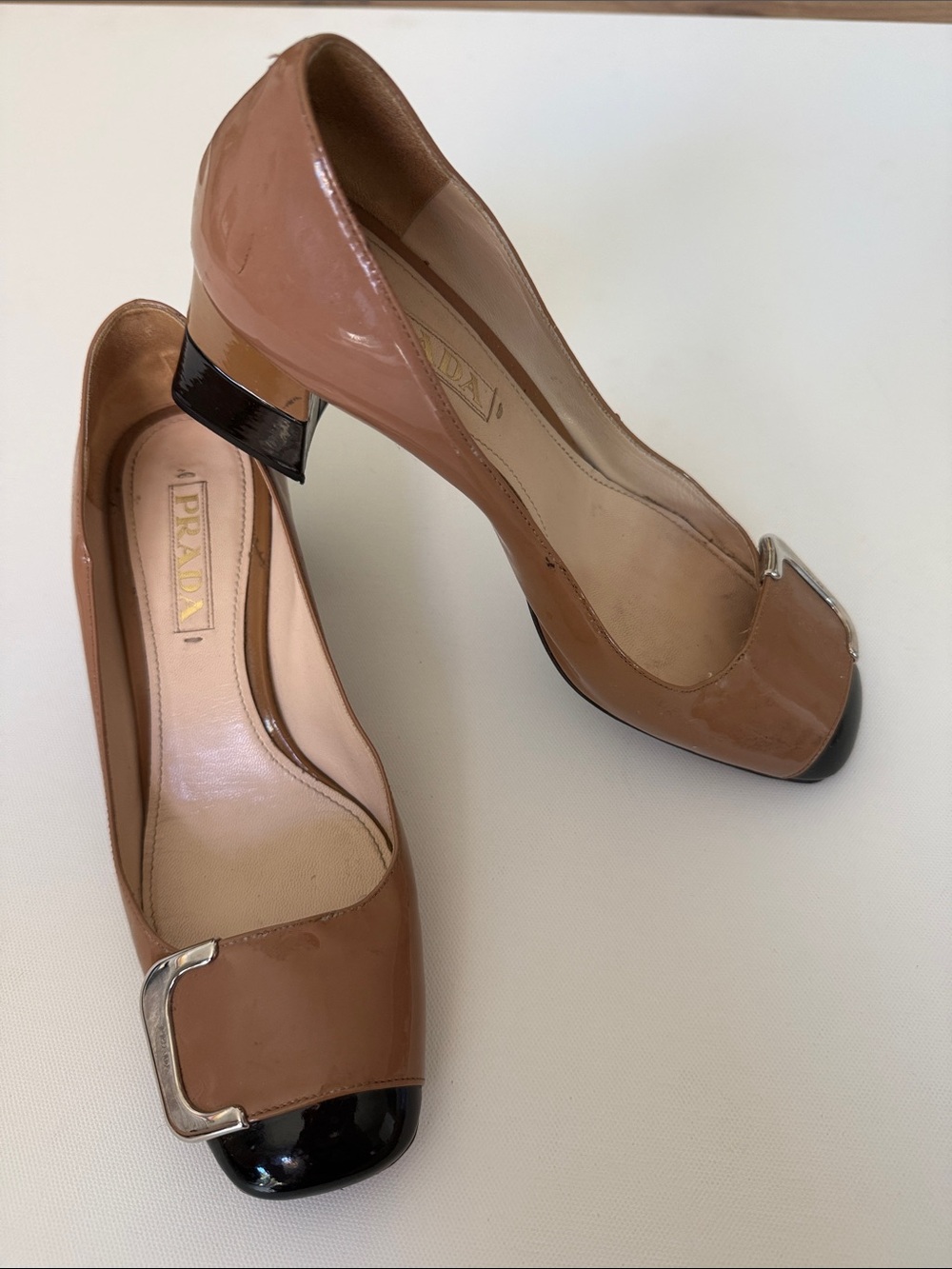 Prada tan/black heel pumps 38 EU/7.5 US
